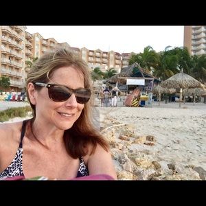 Meet your Posher, Michaela